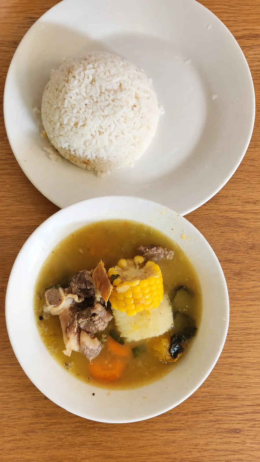 Sopa de res con arroz