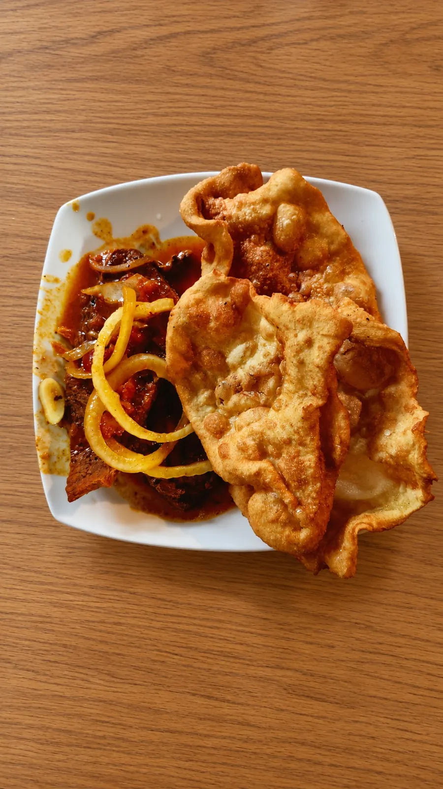Hojaldres con bistec de hígado